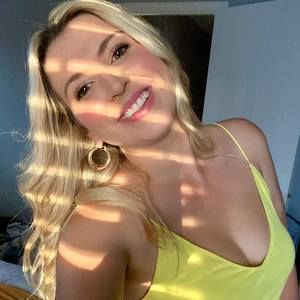 Meet your Posher, Valéry